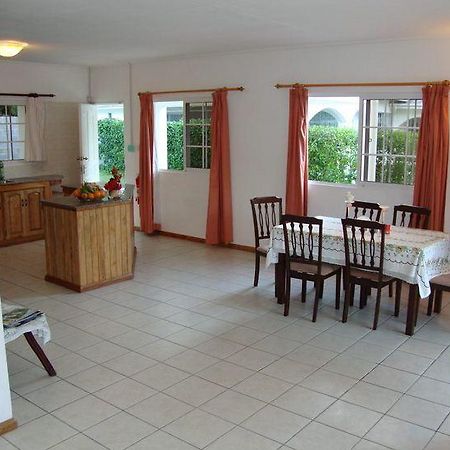 Rowsvilla Guest House Beau Vallon  Exterior foto